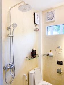 Koupelna v ubytování Kalija Homestay