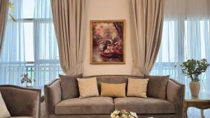 Χώρος καθιστικού στο Yas Island Family Nest 4BR