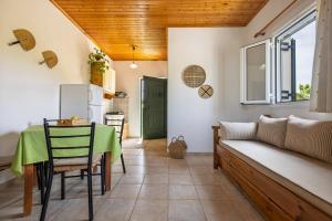 Posedenie v ubytovaní Nemorosa Holiday Houses