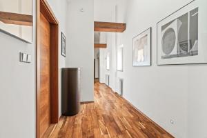 Fotografia z galérie ubytovania Prague Days - Spacious 117m2 Attic Retreat w AC - Near Old Town sq v Prahe