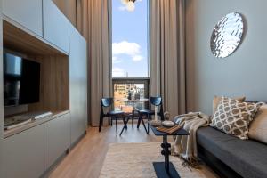 Unity Helsinki - A Studio Hotel的休息区