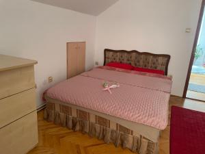Voodi või voodid majutusasutuse Apartman 1 toas