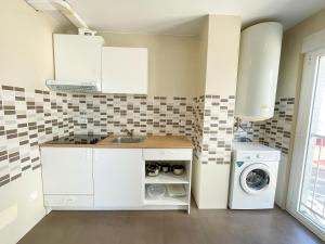 Gallery image of Apartamentos Playa Coira Portosin 3000 in Portosin