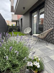 Vonkajšia záhrada v ubytovaní Garden Apartment Old Town
