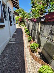 Zahrada ubytování Villa Marguy - 100 m de l'Océan