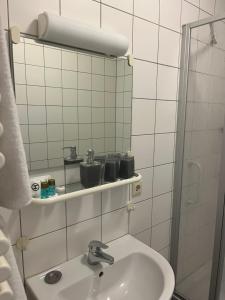 Koupelna v ubytování Klosterhof Neustadt am Main + 37 fotografií