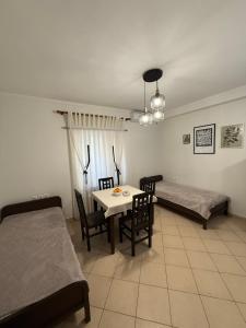 Fotografie z fotogalerie ubytování Central & 3 Min to Sea v destinaci Sarandë