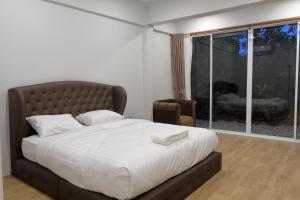 Φωτογραφία από το άλμπουμ του Oasis Villa σε Ban Pra Dok