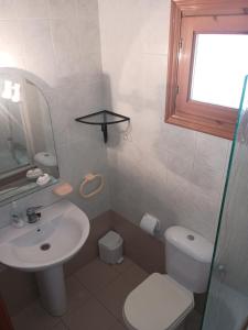 Et badeværelse på Vera playa Apartamento