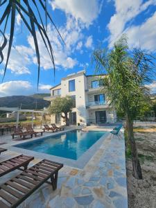 Gallery image of Villa Tonia in Himare