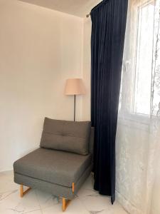 Posezení v ubytování Aether Studio Ano Syros