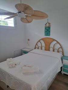 En eller flere senge i et værelse på apartamento cascada