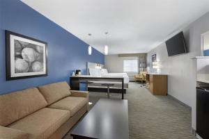 Kuchyň nebo kuchyňský kout v ubytování Best Western Cooperstown