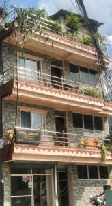 Kuvagallerian kuva majoituspaikasta Hotel Aarjan And Restaurant, joka sijaitsee kohteessa Pokhara