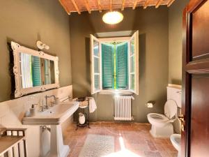 Ένα μπάνιο στο Noah Homes +29 φωτογραφίες