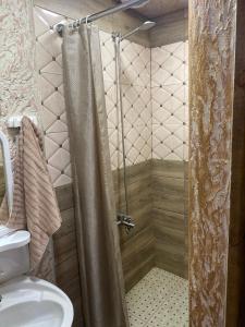 Et badeværelse på Xrchit (Խրճիթ)