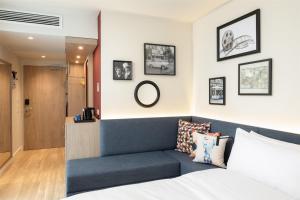 Hampton By Hilton Potsdam Babelsberg的休息区
