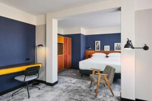 Posteľ alebo postele v izbe v ubytovaní Four Points by Sheraton Wroclaw