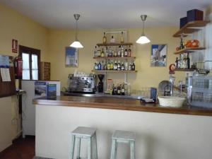Príslušenstvo na prípravu kávy alebo čaju v ubytovaní Casas Rurales Jardines del Visir