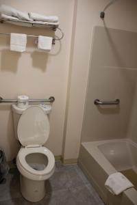 Gallery image of Sterling Inn near IAG Airport in Niagara Falls