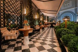 Hotel SAX Paris, LXR Hotels & Resorts餐厅或其他用餐的地方