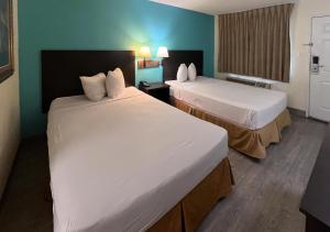 Postel nebo postele na pokoji v ubytování Motel 6 Las Vegas, NV - Strip