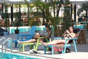 Photo de la galerie de l'établissement Pool Party Hotel, à Vang Vieng