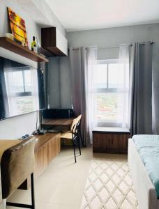 Dapur atau dapur kecil di NEW Condo in Cebu City with Pool & WiFi