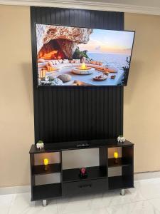 Μια τηλεόραση ή/και κέντρο ψυχαγωγίας στο Departamento céntrico en Loja