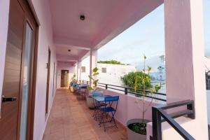 Balkón nebo terasa v ubytování Room 9 Sleek & Serene Stay in San Juan