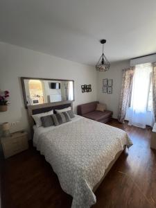 Cama ou camas em um quarto em Alkistis House