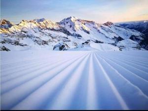 Chalet in Stubai Valley near Ski Slopes v zime