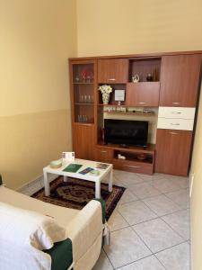 Una cocina o cocineta en La casa di Egizia