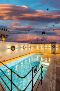 Bazén v ubytování Mare Cappadocia nebo v jeho okolí