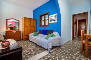 Postel nebo postele na pokoji v ubytování Elia Apartment Potos