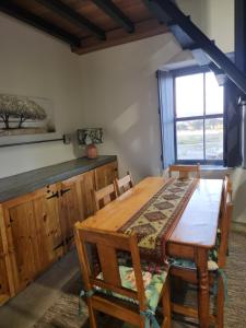 Fotografie z fotogalerie ubytování Artist Cottage v destinaci Sutherland