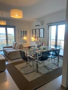 Ruang duduk di Nazaré 130m2 vue mer