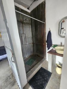 Et badeværelse på Little Artist Cottage