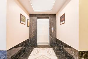 Fotografie z fotogalerie ubytování Townhouse OAK Nilay Residency v destinaci Chandaka