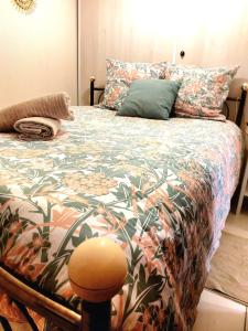 En eller flere senge i et værelse på Le nid des Landes