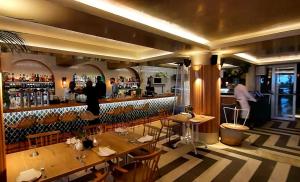 Lounge nebo bar v ubytování Centrally vacation home in Beach road