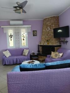 TV a/nebo společenská místnost v ubytování Marry's Guesthouse