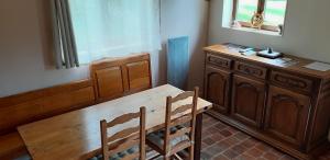 Η κουζίνα ή μικρή κουζίνα στο Gîte la petite maison +9 φωτογραφίες