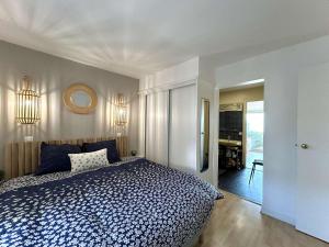 Posteľ alebo postele v izbe v ubytovaní La Baule Appartement 3 pièces avec terrasse, proche commerces et plage - FR-1-245-170