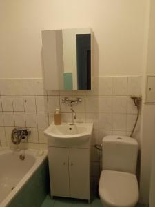 Koupelna v ubytování Słoneczny pokój na Kossaka