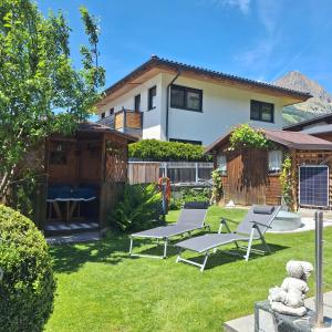 Vonkajšia záhrada v ubytovaní Haus Trojer