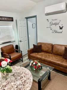 Posezení v ubytování Charming two bedroom duplex apartment