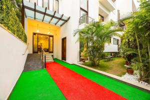 O grădină în afara Eco-chic oasis in the city with Garden