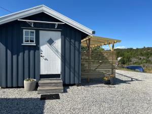 Fotografie z fotogalerie ubytování Sea view chalet v destinaci Hjälteby