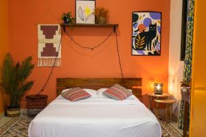 Postel nebo postele na pokoji v ubytování Medusa Home Stay